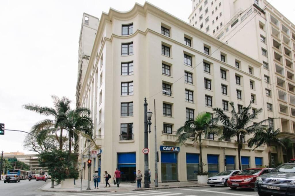 No Centro De Sp Proximo Da 25 De Marco, Bras, Santa Efigenia E Metro Apartamento